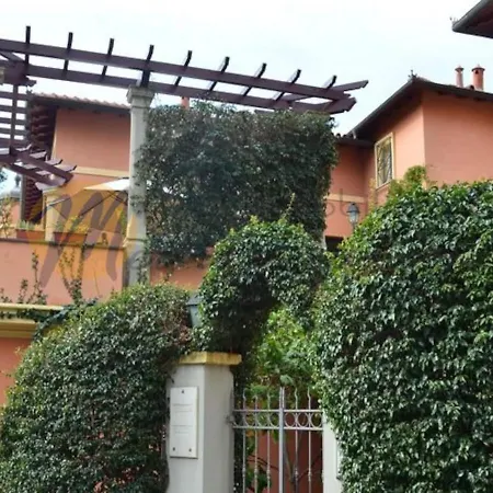 Villa Erica 1 Apartman *
